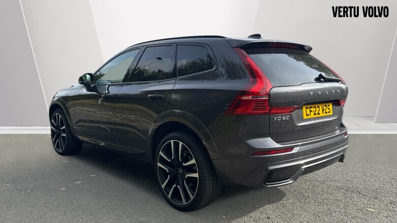 Volvo XC60 2.0 B5P Ultimate Dark 5dr AWD Geartronic Petrol Estate